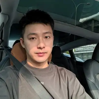 薛豪静